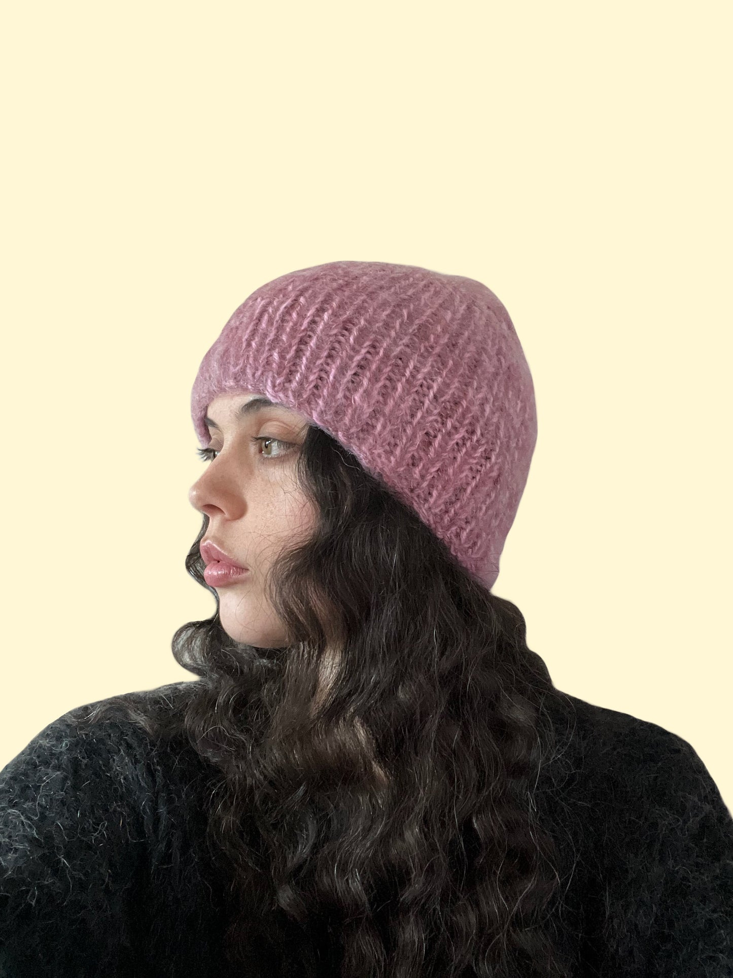 WEEKEND BEANIE