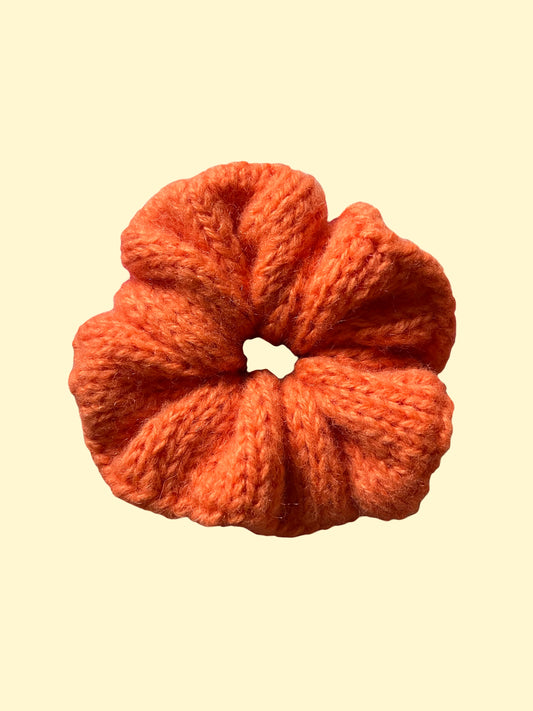 CLEMENTINE SCRUNCHIE