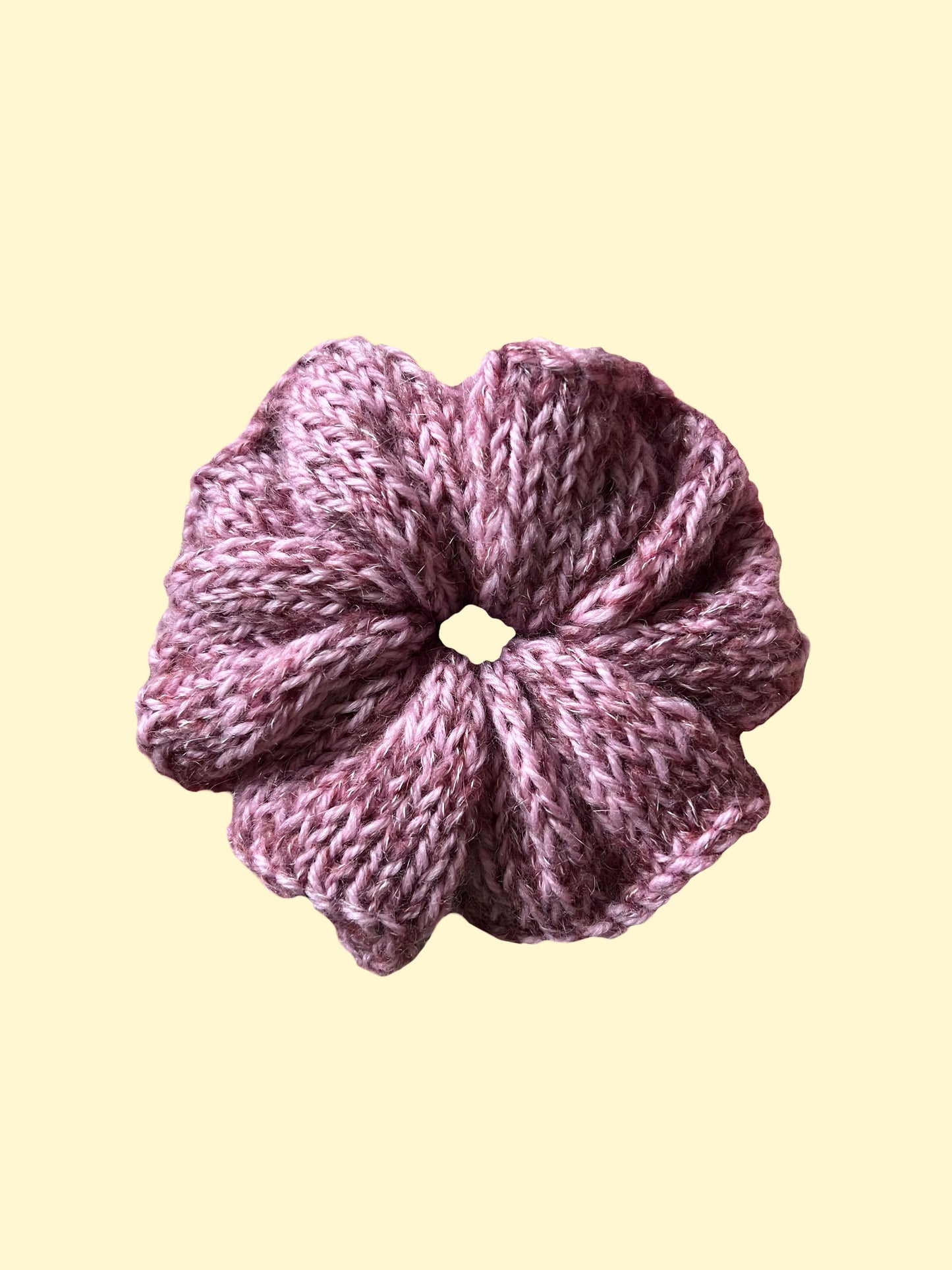 WEEKEND SCRUNCHIE