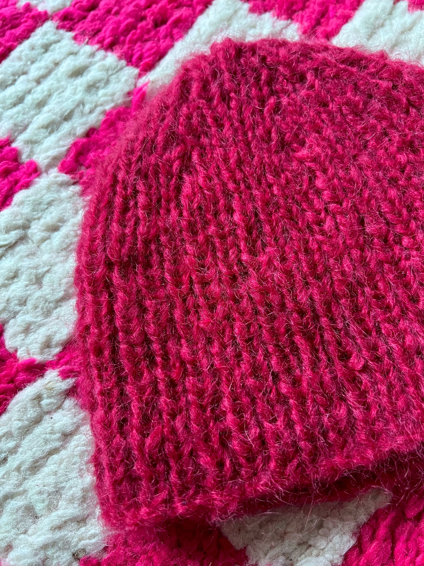VALENTINE BEANIE