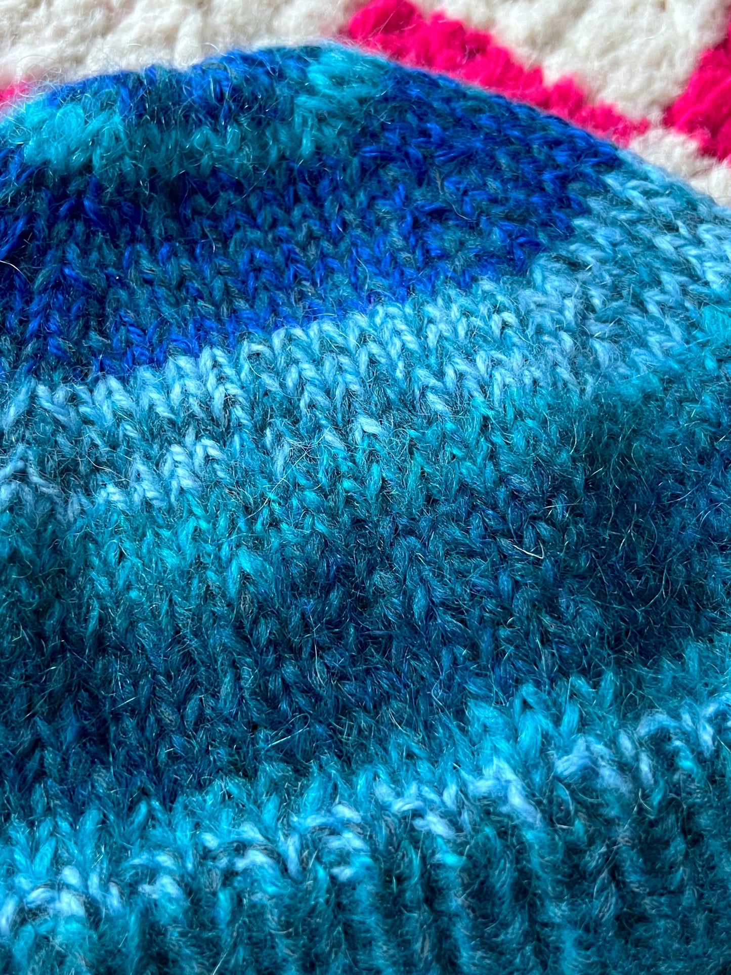 LANDSLIDE BEANIE