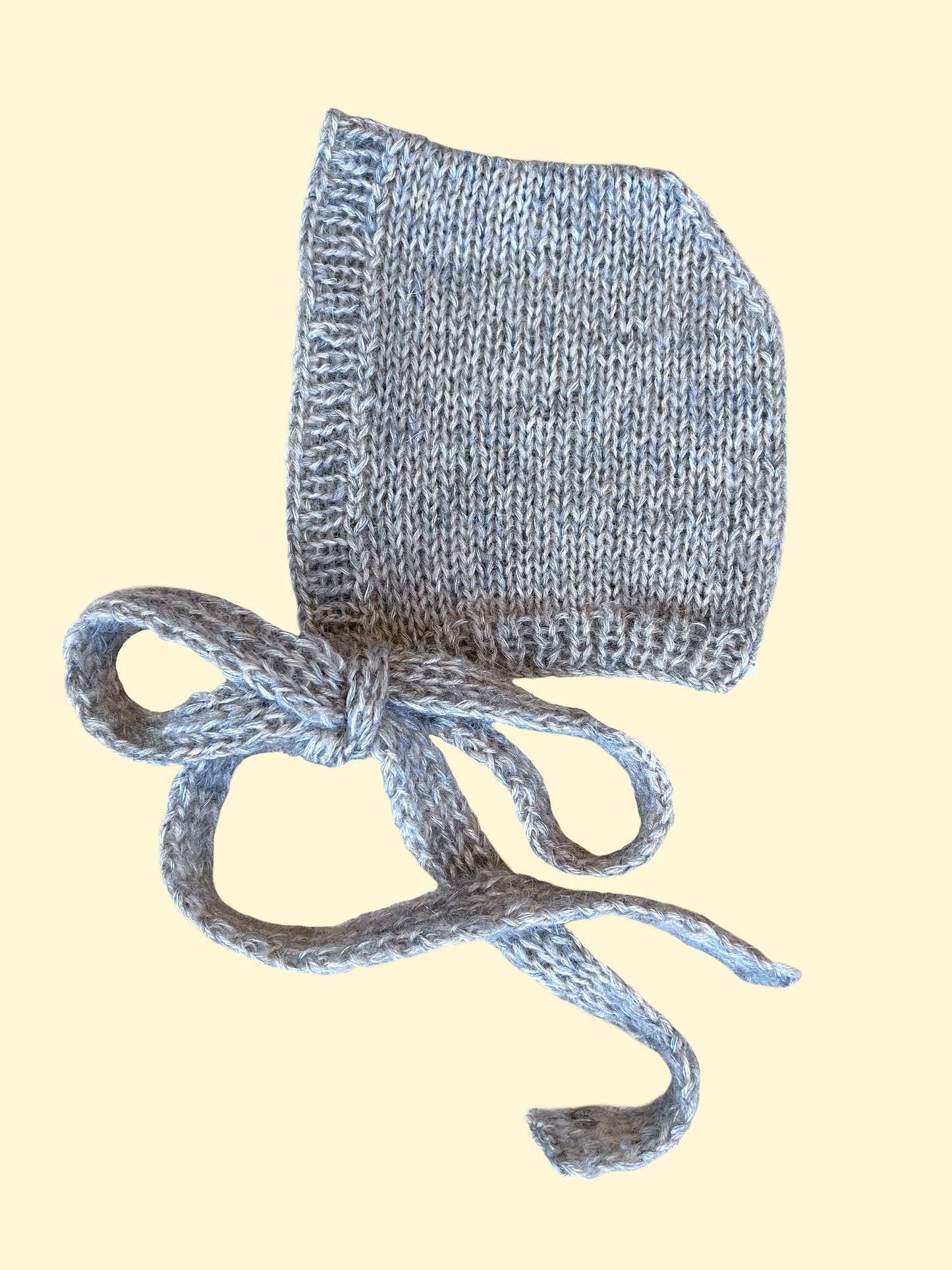 ASH BONNET