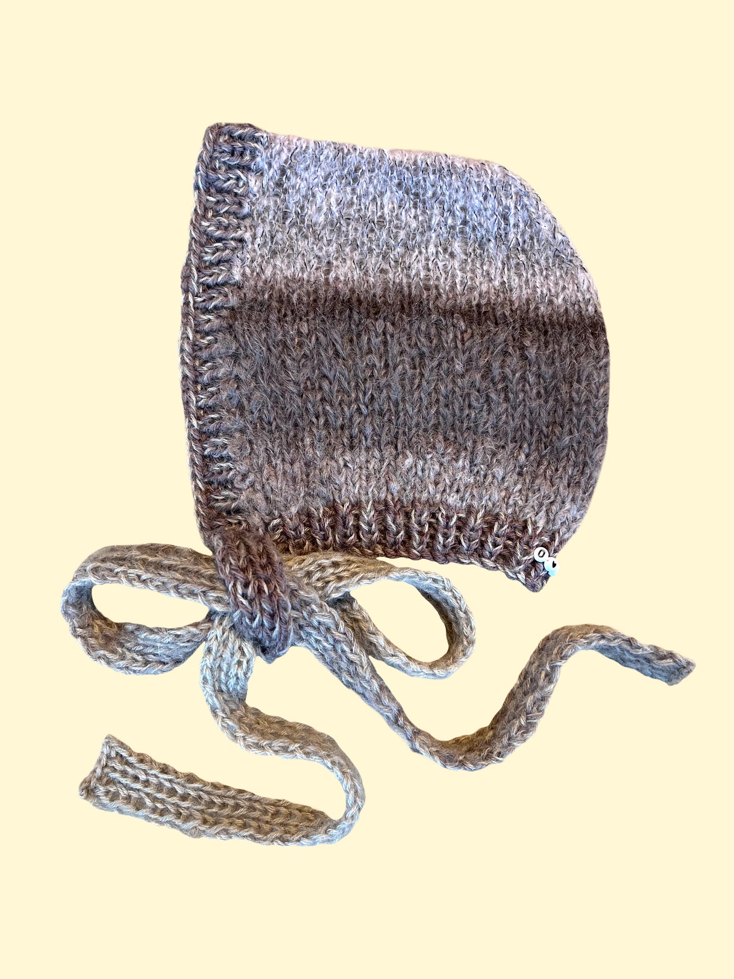 HAZELNUT BONNET