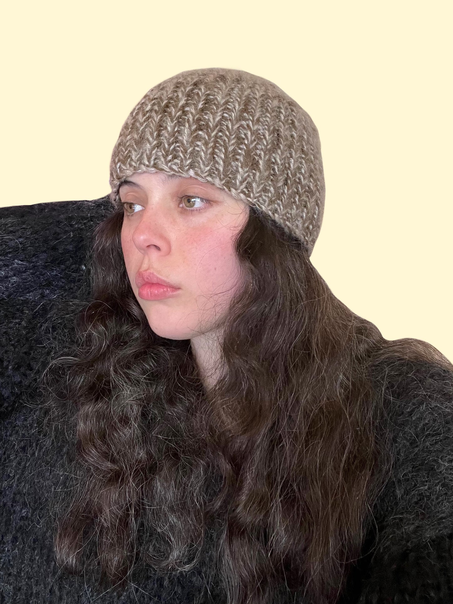 OLIVE BEANIE